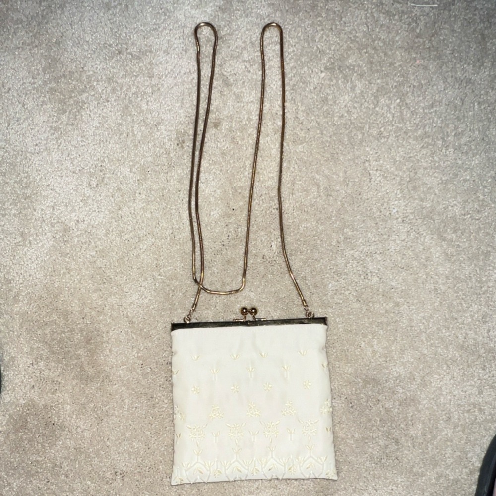 Jessica McClintock Cream Embroidered Satin Evening Bag Gold Chain Clutch